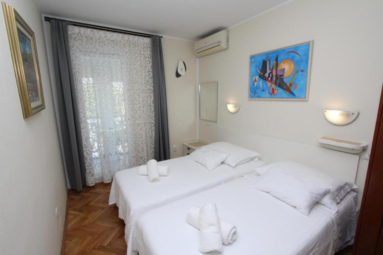 Room Roma Rovinj Exterior photo